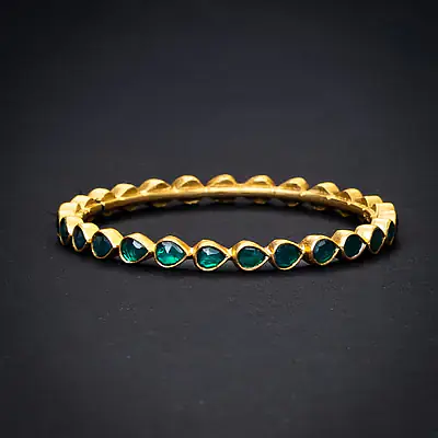 Traditional South Indian Green Bangle - Master